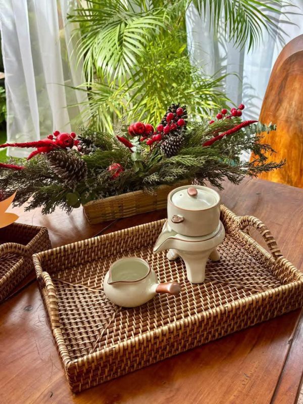RATTAN RECTANGULAR TRAY WITH HANDLE