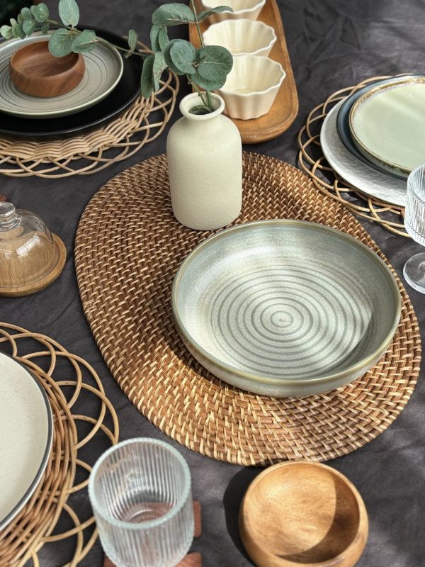 GREEN SWIRL PORCELAIN COUPE PLATE