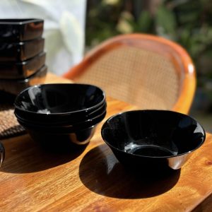 ROUND GLOSSY BLACK BOWL