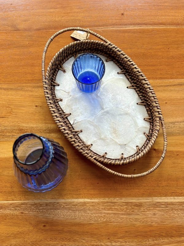 SMALL OVAL TRAY W/ CAPIZ (EAR HANDLE)